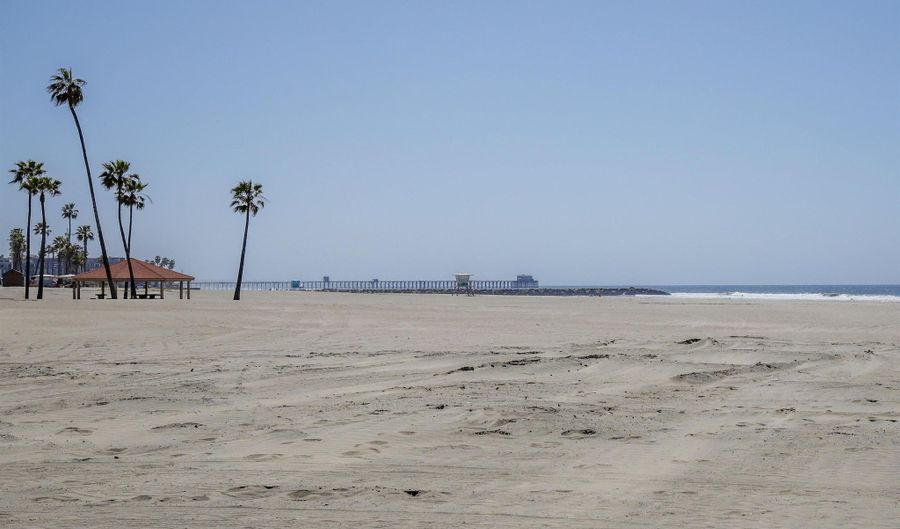 266 Neptune Way, Oceanside, CA 92054 - 2 Beds, 3 Bath