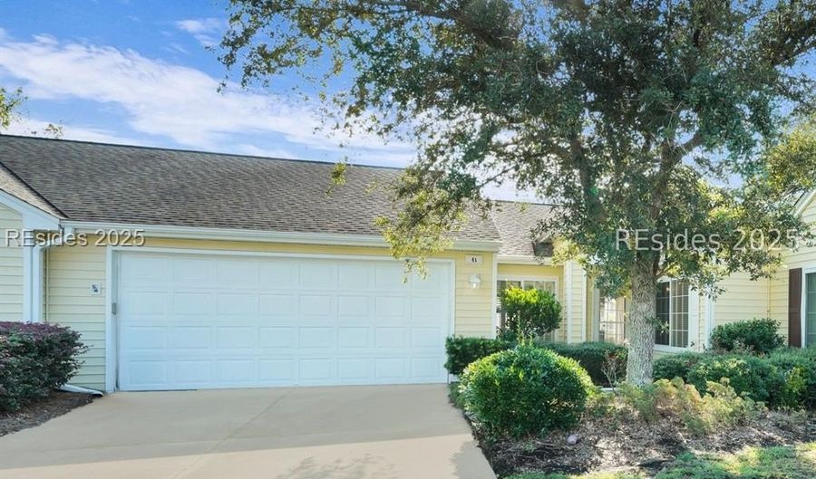41 Huquenin Ln, Bluffton, SC 29909 - 2 Beds, 2 Bath