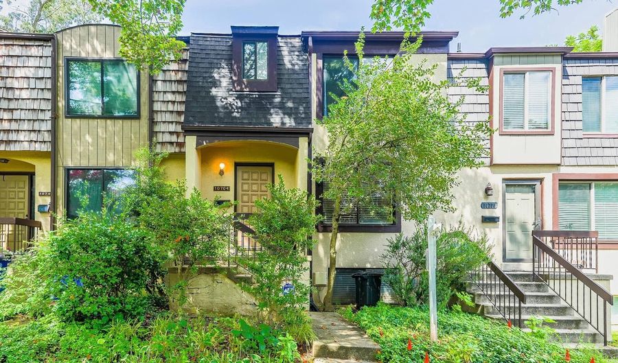 10704 MUIRFIELD Dr, Potomac, MD 20854 - 3 Beds, 4 Bath