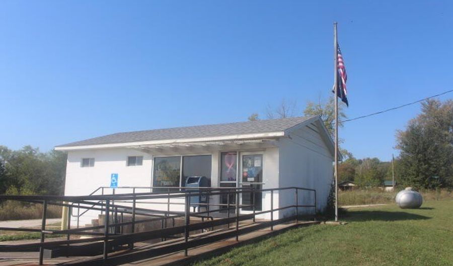 470 Commercial St, Aldrich, MO 65601 - 0 Beds, 1 Bath