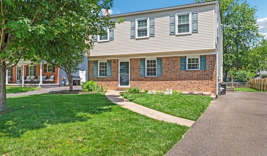 221 FULLING MILL Ln, Ambler, PA 19002 - 3 Beds, 1 Bath