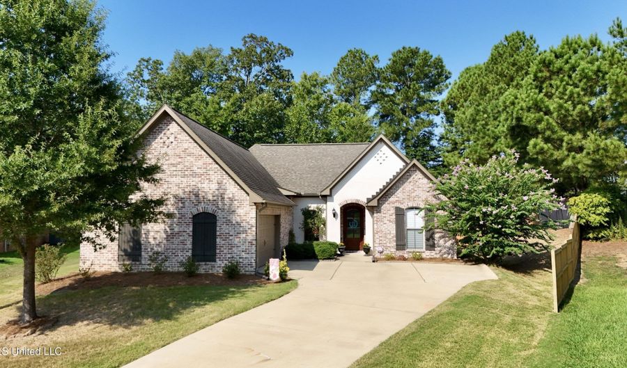 545 Willow Valley Cir, Brandon, MS 39047 - 3 Beds, 2 Bath