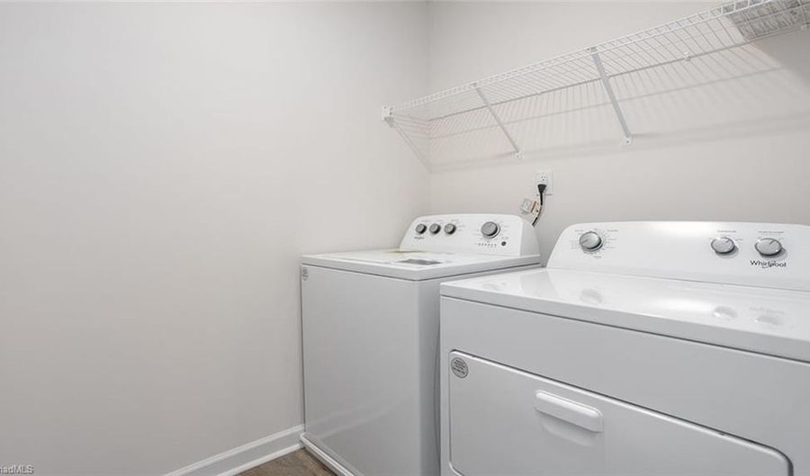 1022 Harb Dr, Archdale, NC 27263 - 5 Beds, 3 Bath