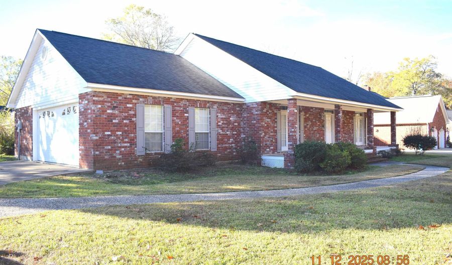 609 NEPTUNE Dr, Bastrop, LA 71220 - 3 Beds, 2 Bath