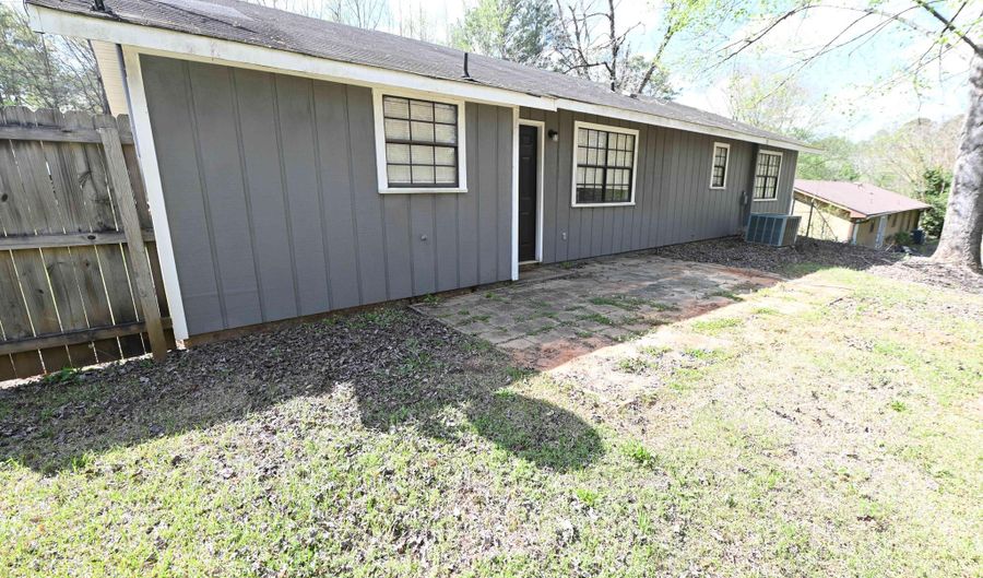 3426 Dobbs Rd, Alexander City, AL 35010 - 3 Beds, 2 Bath