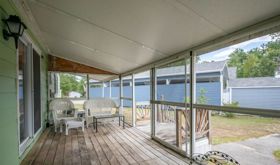 102 Partridge Ln, Goffstown, NH 03045 - 2 Beds, 2 Bath