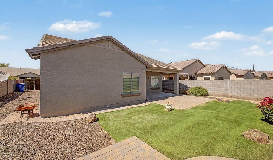 10775 W Washington St, Avondale, AZ 85323 - 3 Beds, 2 Bath