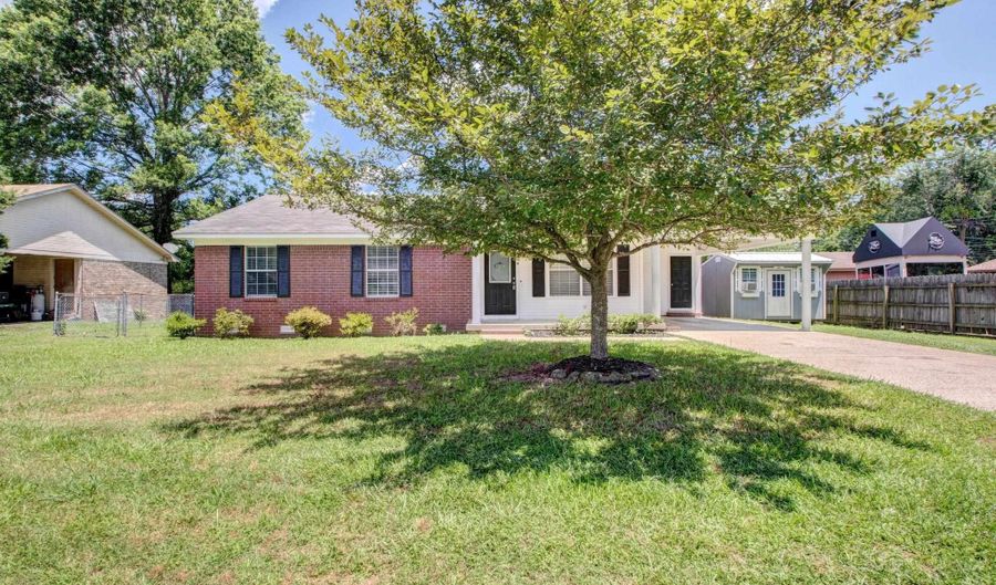 1000 A Locust St, Beebe, AR 72012 - 3 Beds, 2 Bath