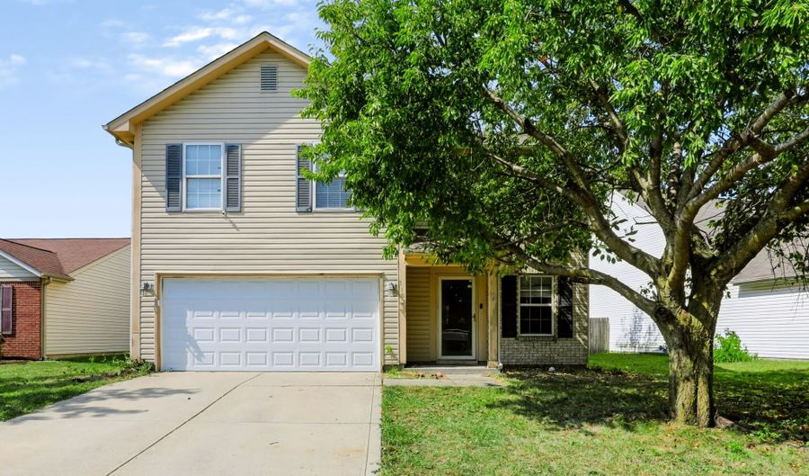 7102 Harness Lakes Dr, Indianapolis, IN 46217 - 3 Beds, 3 Bath