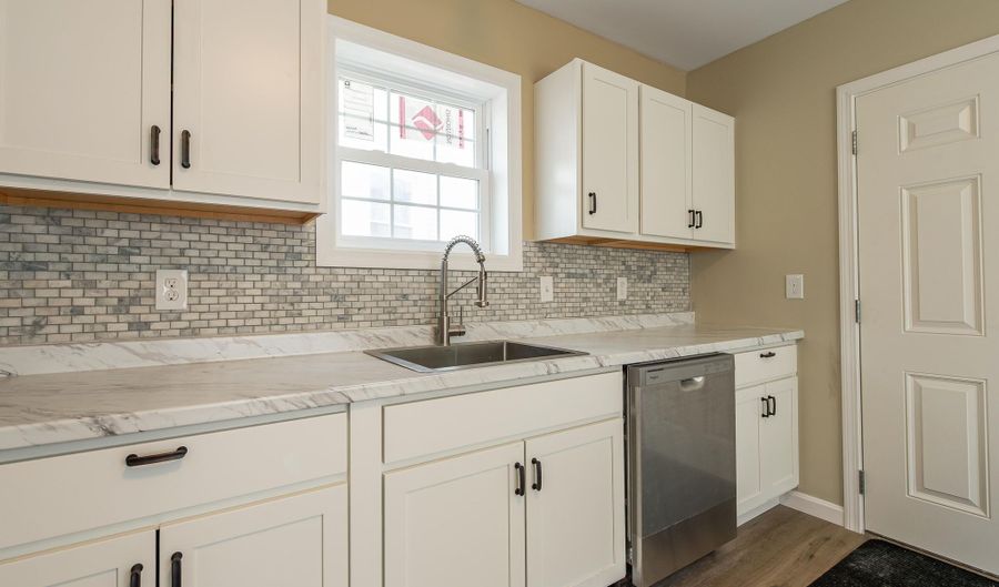 27-31 Drummond St, Auburn, ME 04210 - 0 Beds, 5 Bath