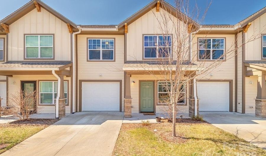 1106 Lynwood Forest Rd, Arden, NC 28704 - 3 Beds, 3 Bath