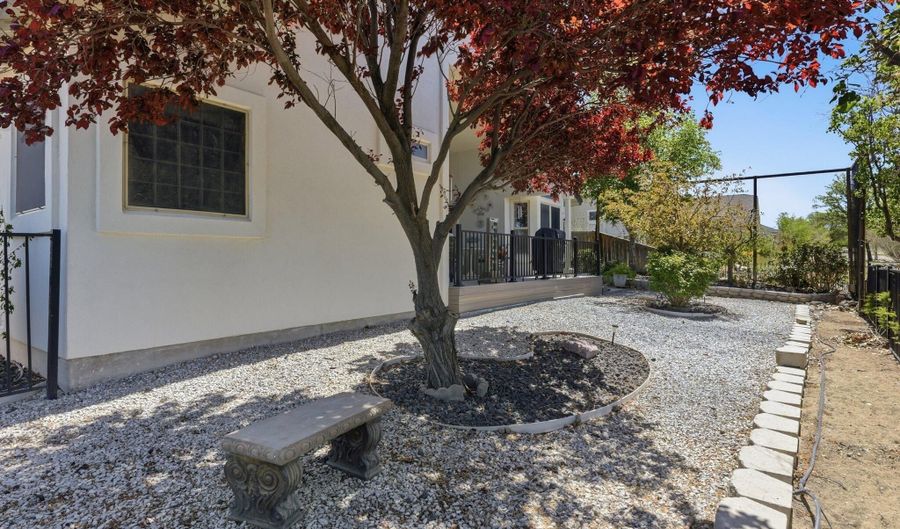 590 Wedge Ln, Fernley, NV 89408 - 3 Beds, 2 Bath