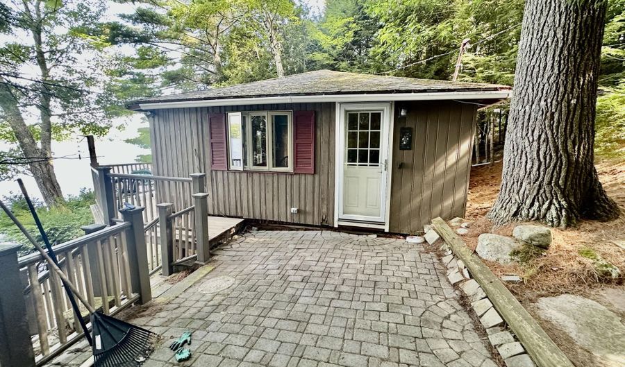 206 Endicott Rd, Belgrade, ME 04917 - 1 Beds, 1 Bath