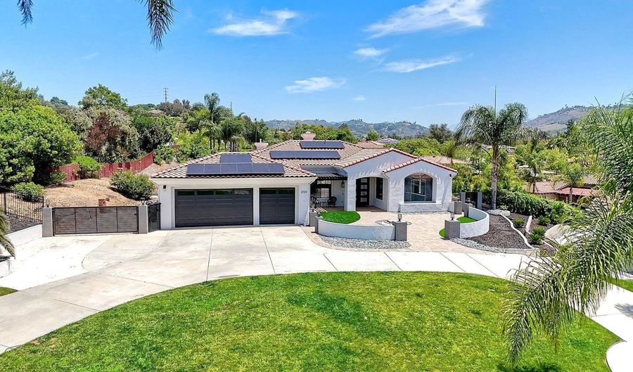 3724 Cedar Vale, Fallbrook, CA 92028 - 4 Beds, 4 Bath