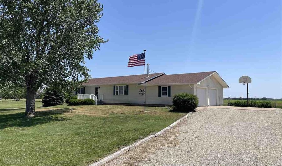 1104 Old Highway 40, Abilene, KS 67410 - 3 Beds, 2 Bath