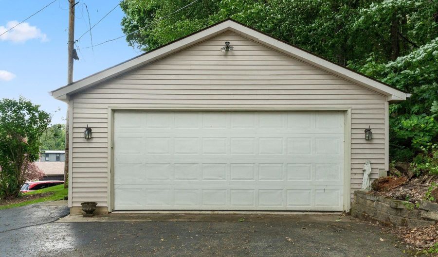 155 Lane 240 Lake James, Angola, IN 46703 - 4 Beds, 3 Bath