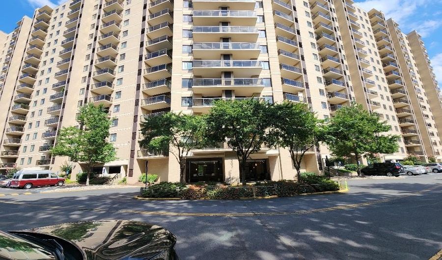 307 YOAKUM Pkwy 1024, Alexandria, VA 22304 - 2 Beds, 2 Bath