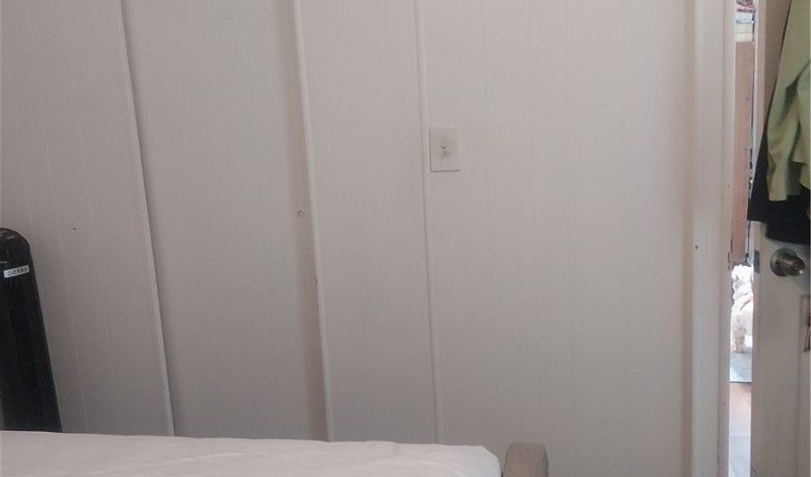 721 N Sunset, Banning, CA 92220 - 1 Beds, 1 Bath