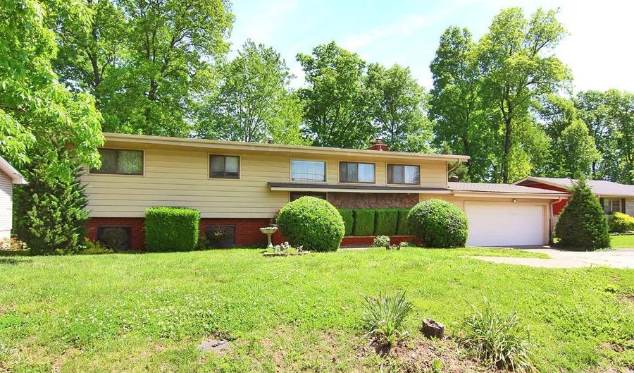1964 Perryville Rd, Cape Girardeau, MO 63701 - 4 Beds, 2 Bath