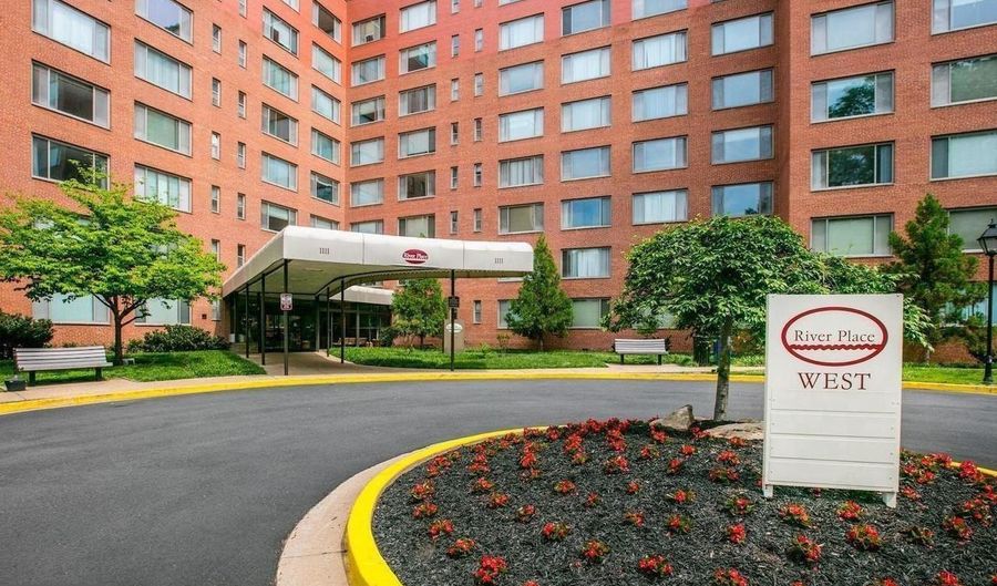 1111 ARLINGTON Blvd 704, Arlington, VA 22209 - 1 Beds, 1 Bath