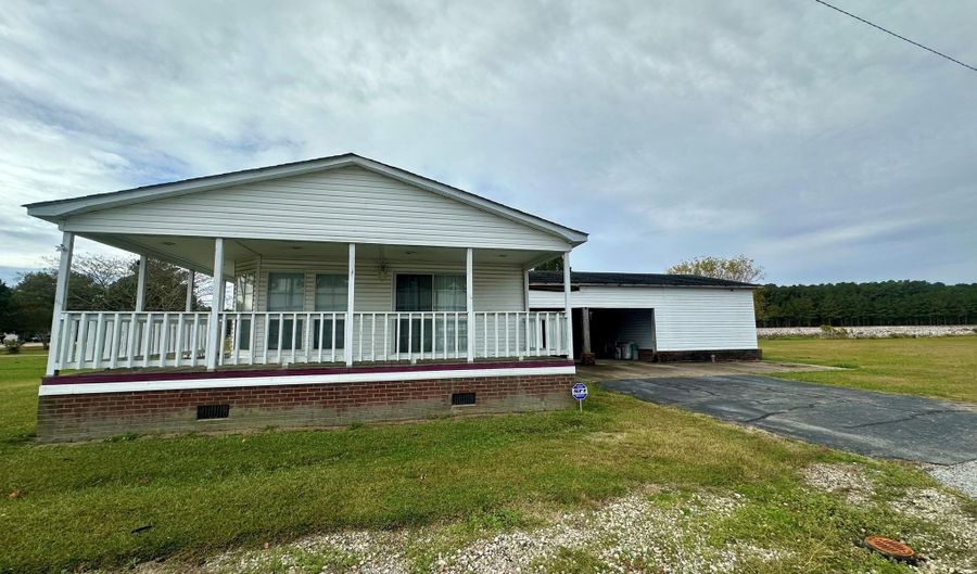 123 Moore Town Rd, Ahoskie, NC 27910 - 3 Beds, 2 Bath