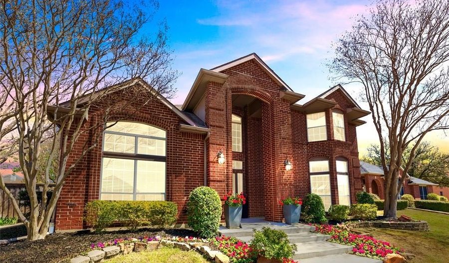 5036 Ridgecrest Dr, The Colony, TX 75056 - 4 Beds, 3 Bath