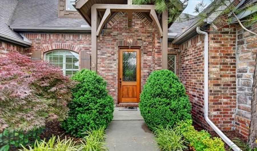 5619 Nottingham Pl, Bartlesville, OK 74006 - 5 Beds, 4 Bath