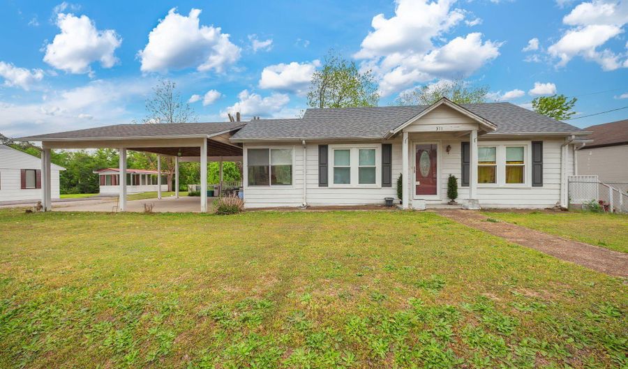 311 E Main St, Adamsville, TN 38310 - 3 Beds, 1 Bath
