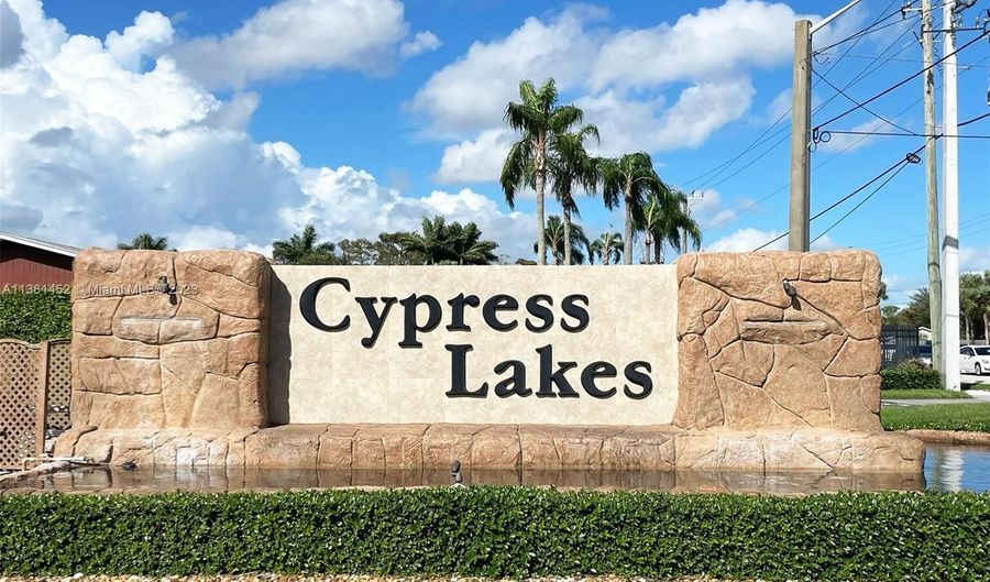 3518 W Cypress Trl D108, West Palm Beach, FL 33417 - 3 Beds, 2 Bath