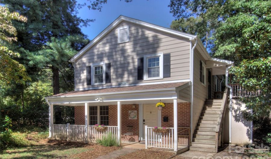 1717 Hamorton Pl, Charlotte, NC 28205 - 2 Beds, 2 Bath