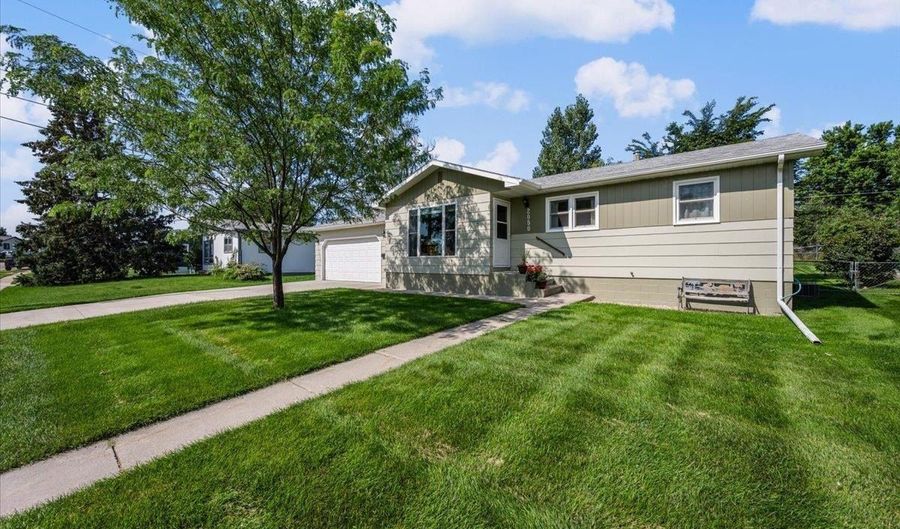 2050 12th Ave, Belle Fourche, SD 57717 - 4 Beds, 2 Bath