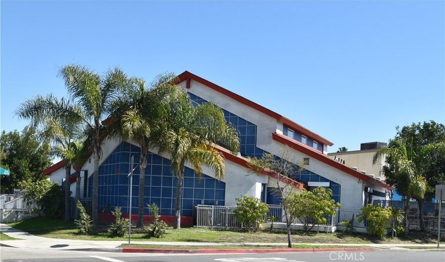 950 W Alondra Blvd, Compton, CA 90220 - 0 Beds, 0 Bath