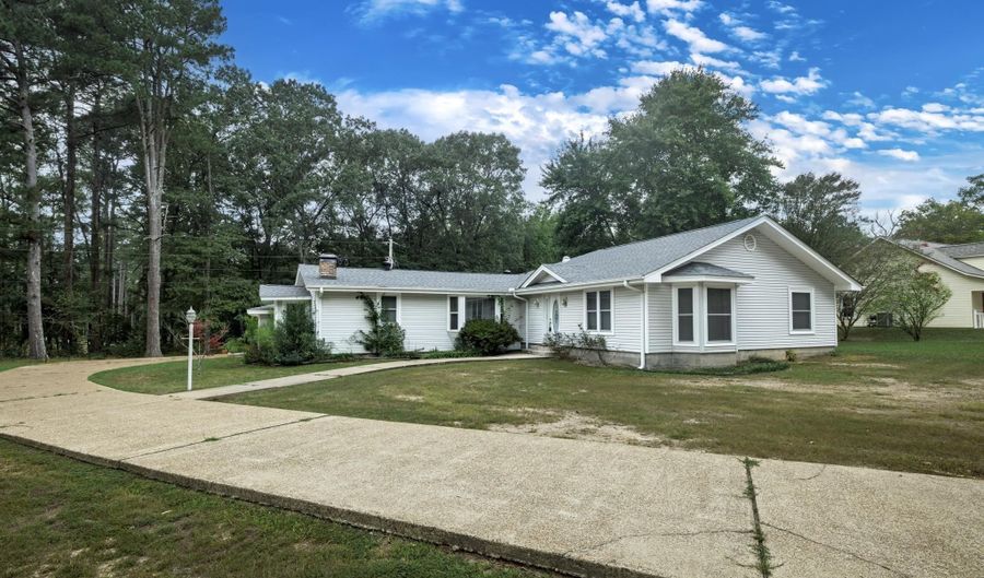 777 Mount Zion Rd, Arkadelphia, AR 71923 - 3 Beds, 3 Bath