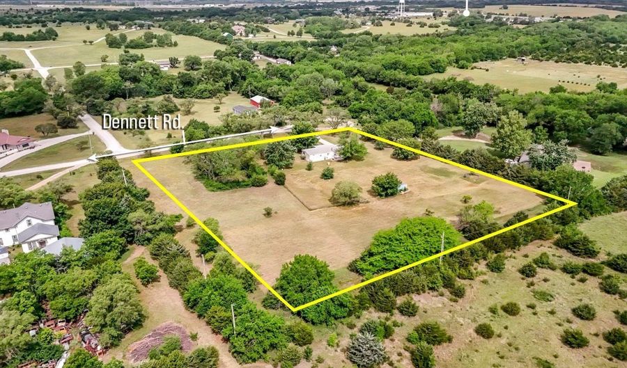 10582 Dennett Rd, Augusta, KS 67010 - 3 Beds, 2 Bath