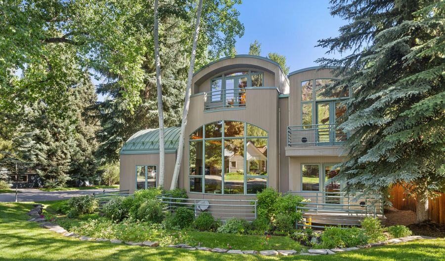 530 W Francis St, Aspen, CO 81611 - 6 Beds, 6 Bath