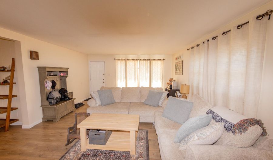 107 6th St, Barnegat, NJ 08005 - 3 Beds, 1 Bath