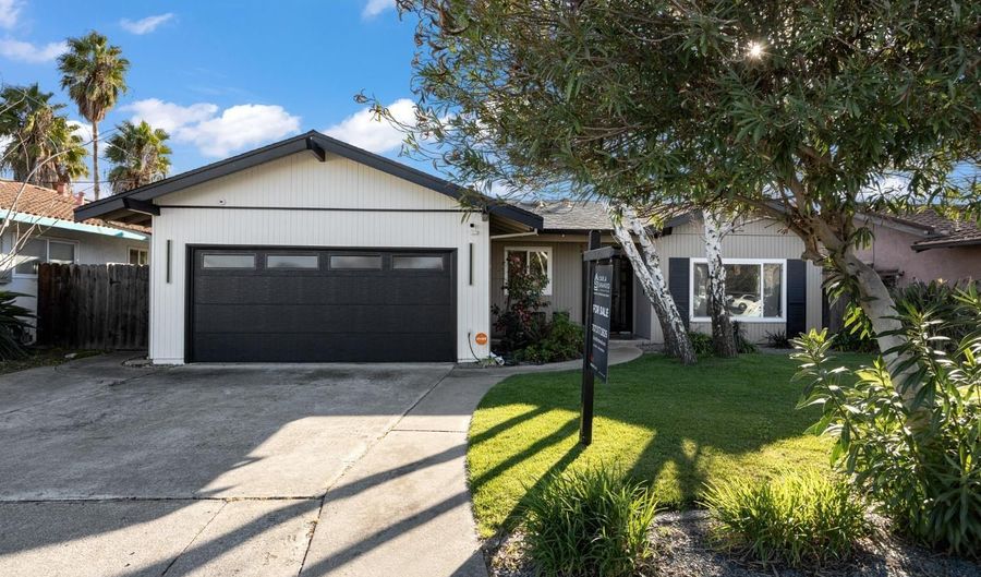 120 E Lake Dr, Antioch, CA 94509 - 4 Beds, 2 Bath