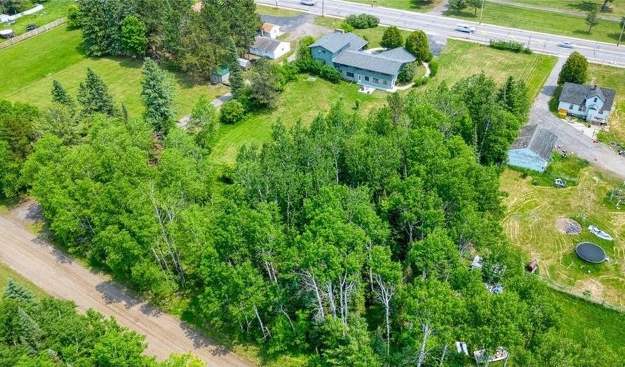 417 Main St S, Aurora, MN 55705 - 7 Beds, 3 Bath