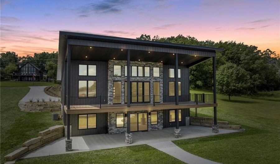 778 Lake Viking Ter, Altamont, MO 64620 - 3 Beds, 3 Bath