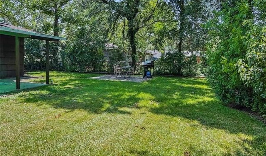 813 N Morgan St, Angleton, TX 77515 - 3 Beds, 2 Bath