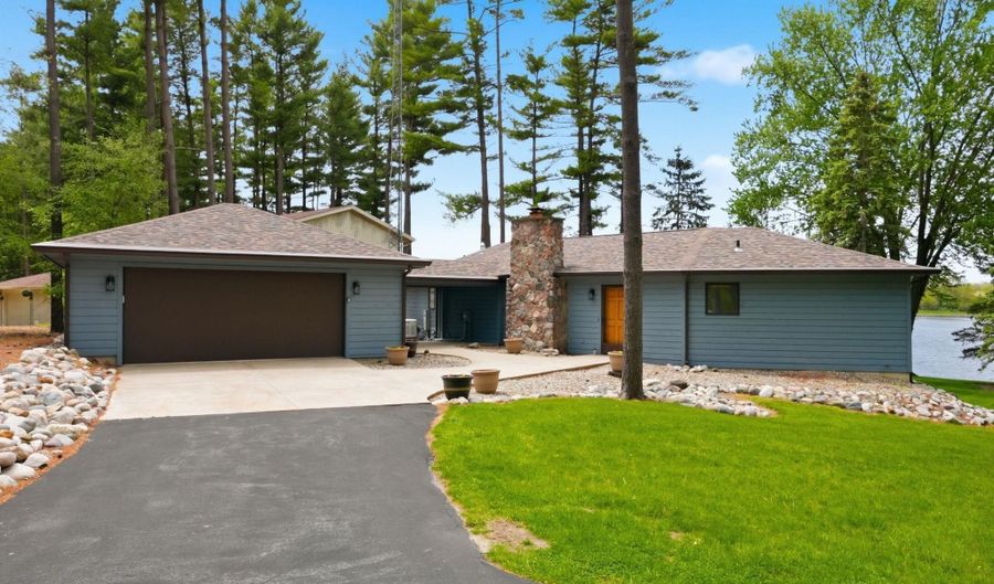 215 Lane 100 Pine Canyon Lk, Angola, IN 46703 - 2 Beds, 2 Bath