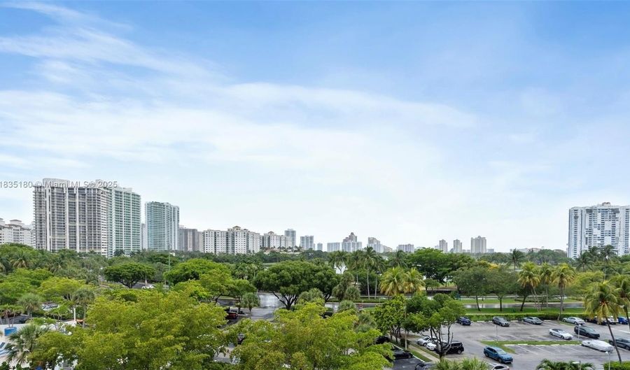 3701 N Country Club Dr 606, Aventura, FL 33180 - 2 Beds, 2 Bath