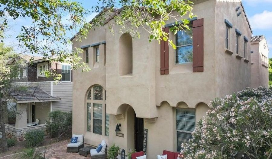 21111 W GLEN St, Buckeye, AZ 85396 - 3 Beds, 3 Bath