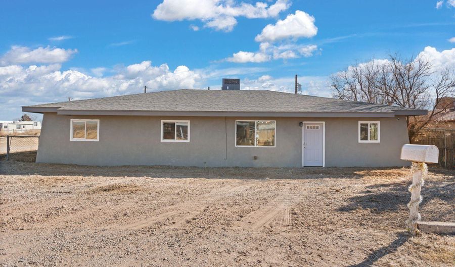 1124 GABALDON Ct, Belen, NM 87002 - 4 Beds, 3 Bath