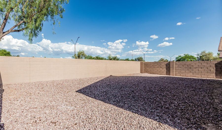 513 S 115TH Dr, Avondale, AZ 85323 - 4 Beds, 2 Bath