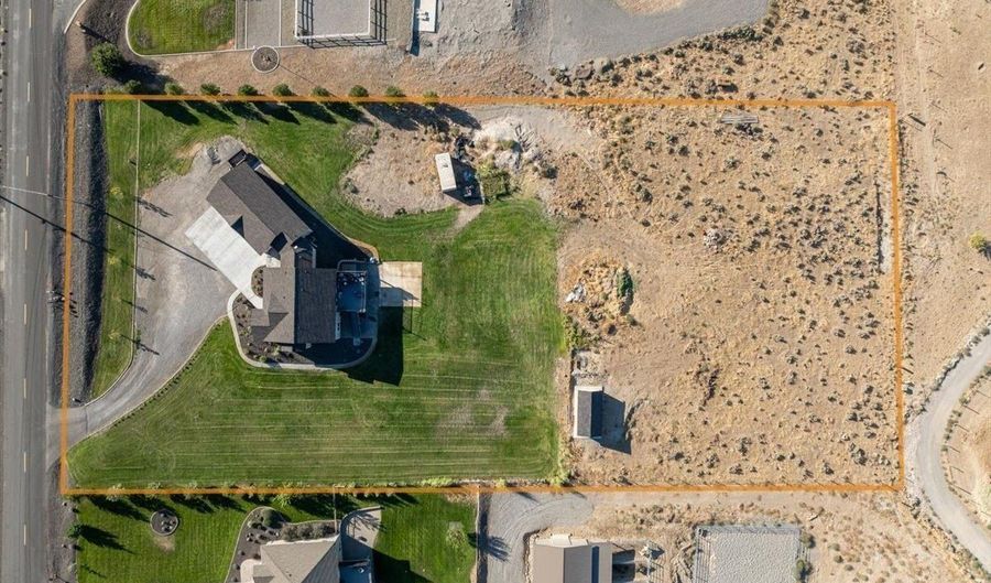 34406 E Red Mountain Rd, Benton City, WA 99320 - 4 Beds, 3 Bath