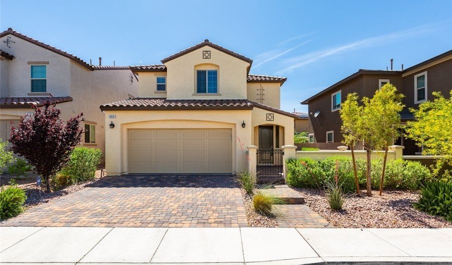 483 Fortissimo St, Henderson, NV 89011 - 4 Beds, 3 Bath