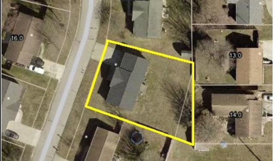 322 Whippoorwill Dr, Batesville, IN 47006 - 3 Beds, 2 Bath