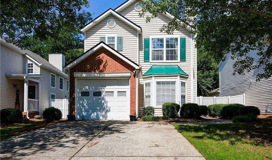 13372 Harpley Ct, Alpharetta, GA 30004 - 2 Beds, 3 Bath
