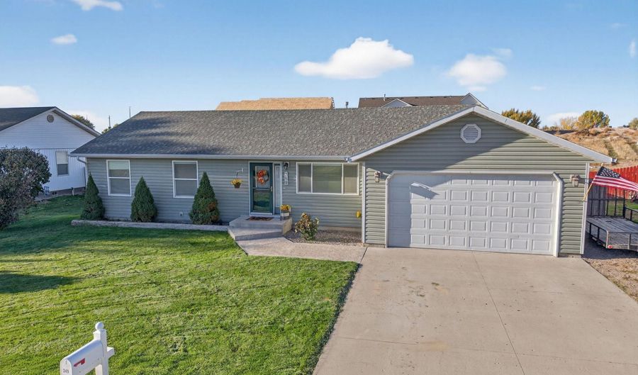 349 Autumn Way, American Falls, ID 83211 - 4 Beds, 2 Bath